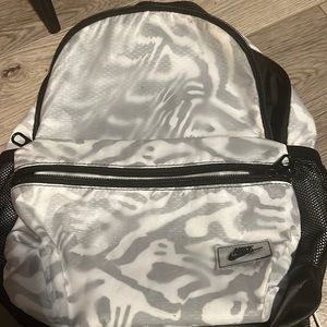 Nike marble small bag